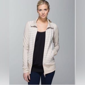 Lululemon Nice Asana Jacket in Heathered Cashew Size 8